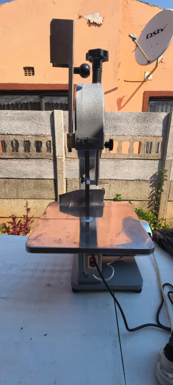 Vertical view of meat cutter structure for hire